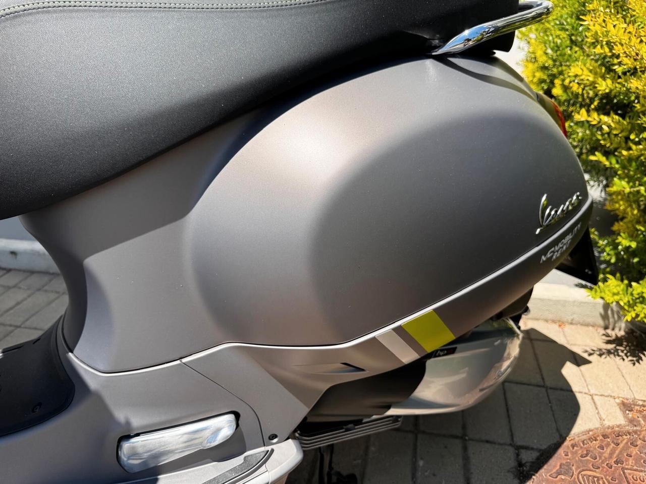 VESPA 300 GTS SUPER TECH KM0