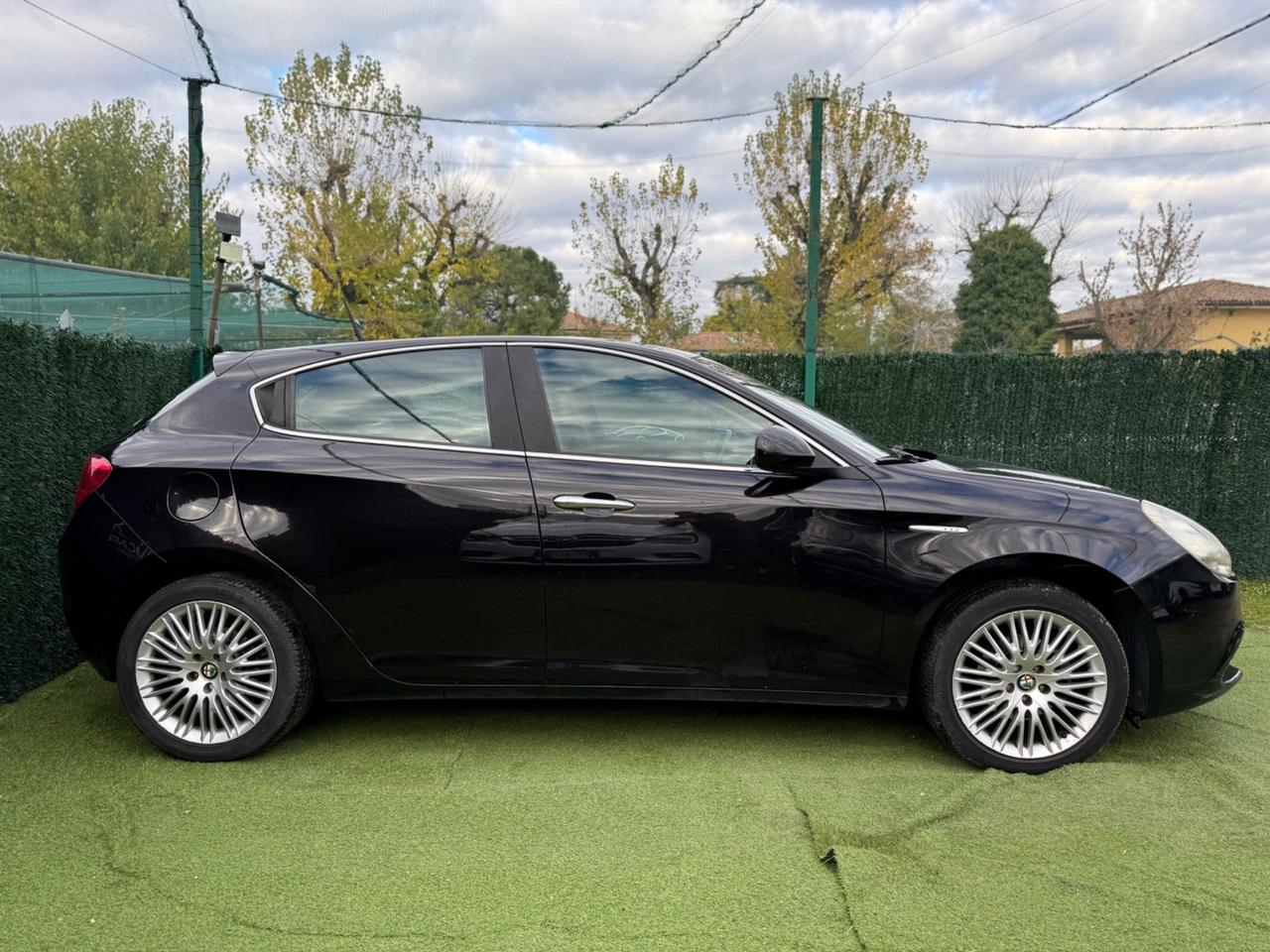 Alfa ROMEO GIULIETTA 2011 1.6 DIESEL NEOPATENTATI EXSCLUSIVE