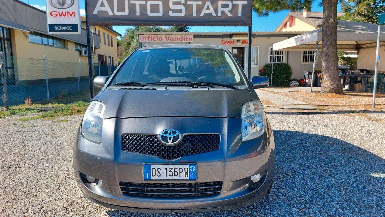Toyota Yaris 1.3 5 porte Sol
