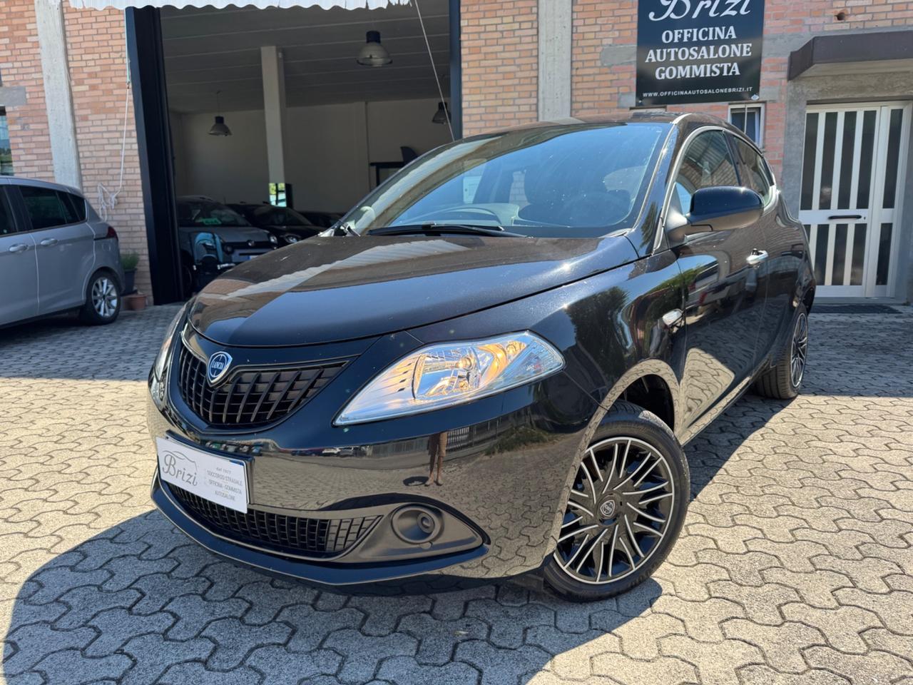 Lancia Ypsilon 1.0 FireFly 5 porte S&S Hybrid