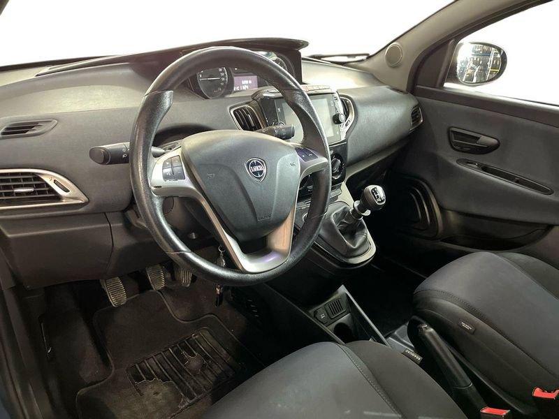 Lancia Ypsilon III 2021 1.0 firefly hybrid Gold s&s 70cv