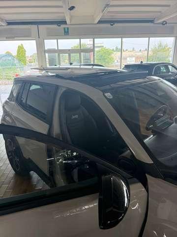 Jeep Avenger 1.2 e-hybrid Summit fwd 110cv tetto Apribile + Pelle