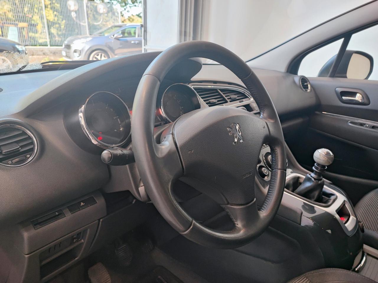 Peugeot 5008 1.6 HDi Business
