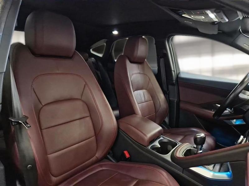 JAGUAR E-PACE 2.0D D163 R-DYNAMIC SE