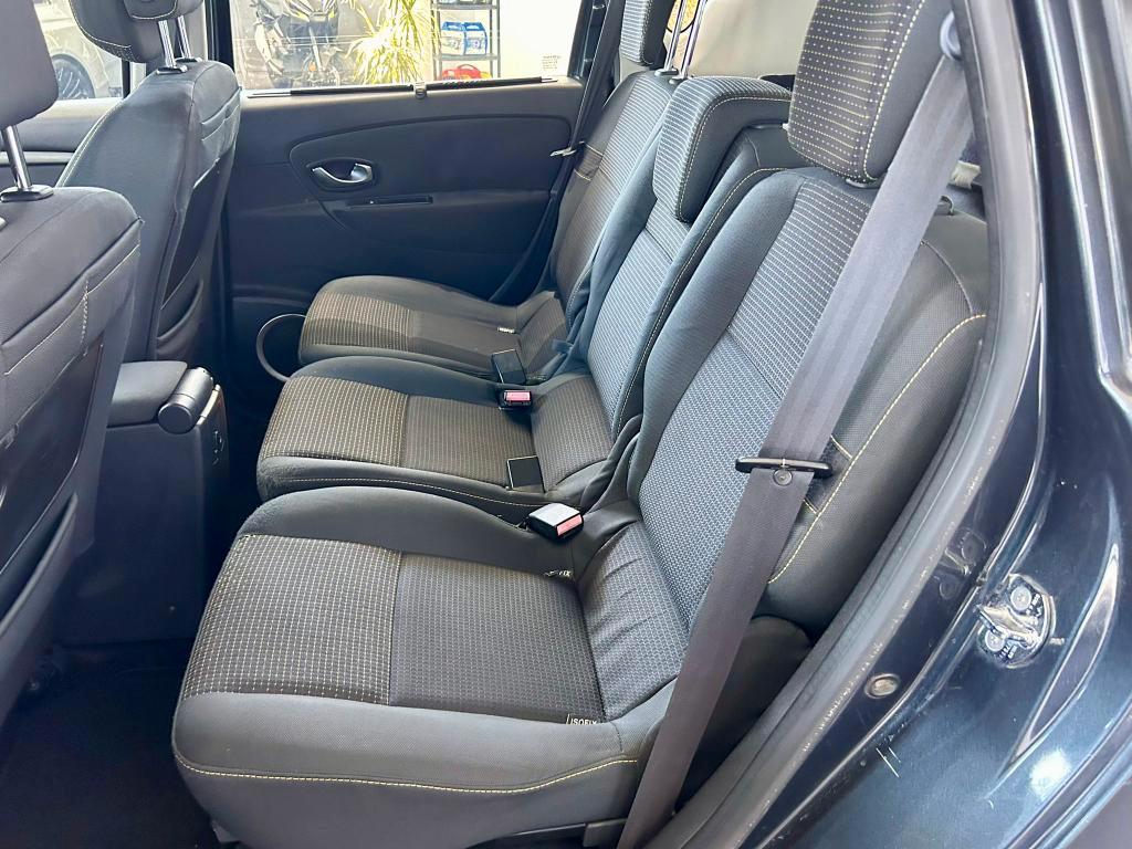 Renault Scenic X-Mod 1.5 dci Dynamique 110cv