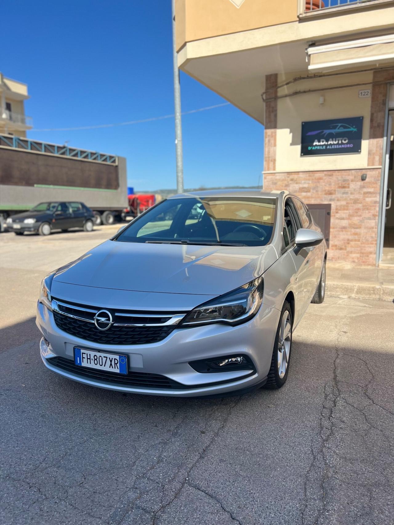 Opel Astra 1.6 CDTi 110CV Start&Stop 5 porte Innovation