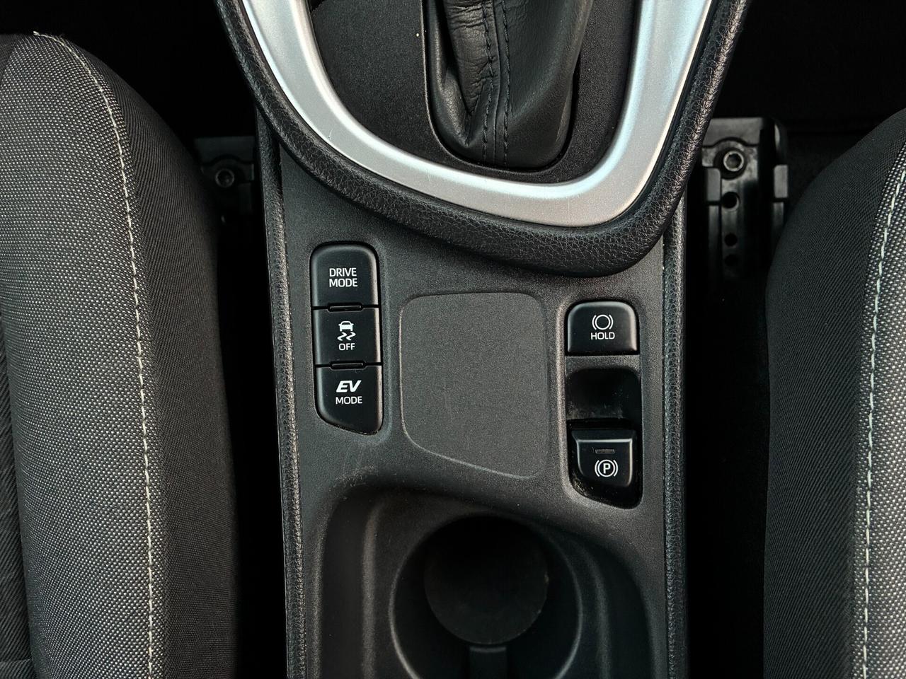 Toyota Yaris 1.5 Hybrid 5 porte Business