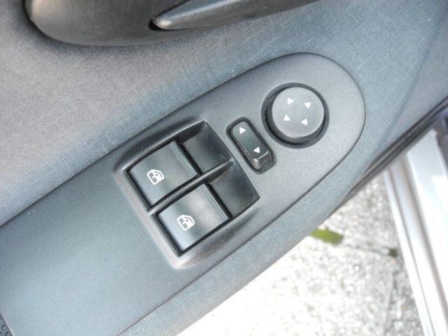 LANCIA Ypsilon 1.0 FireFly 5p. S&S Hybrid Gold - OK NEOPATENTATI