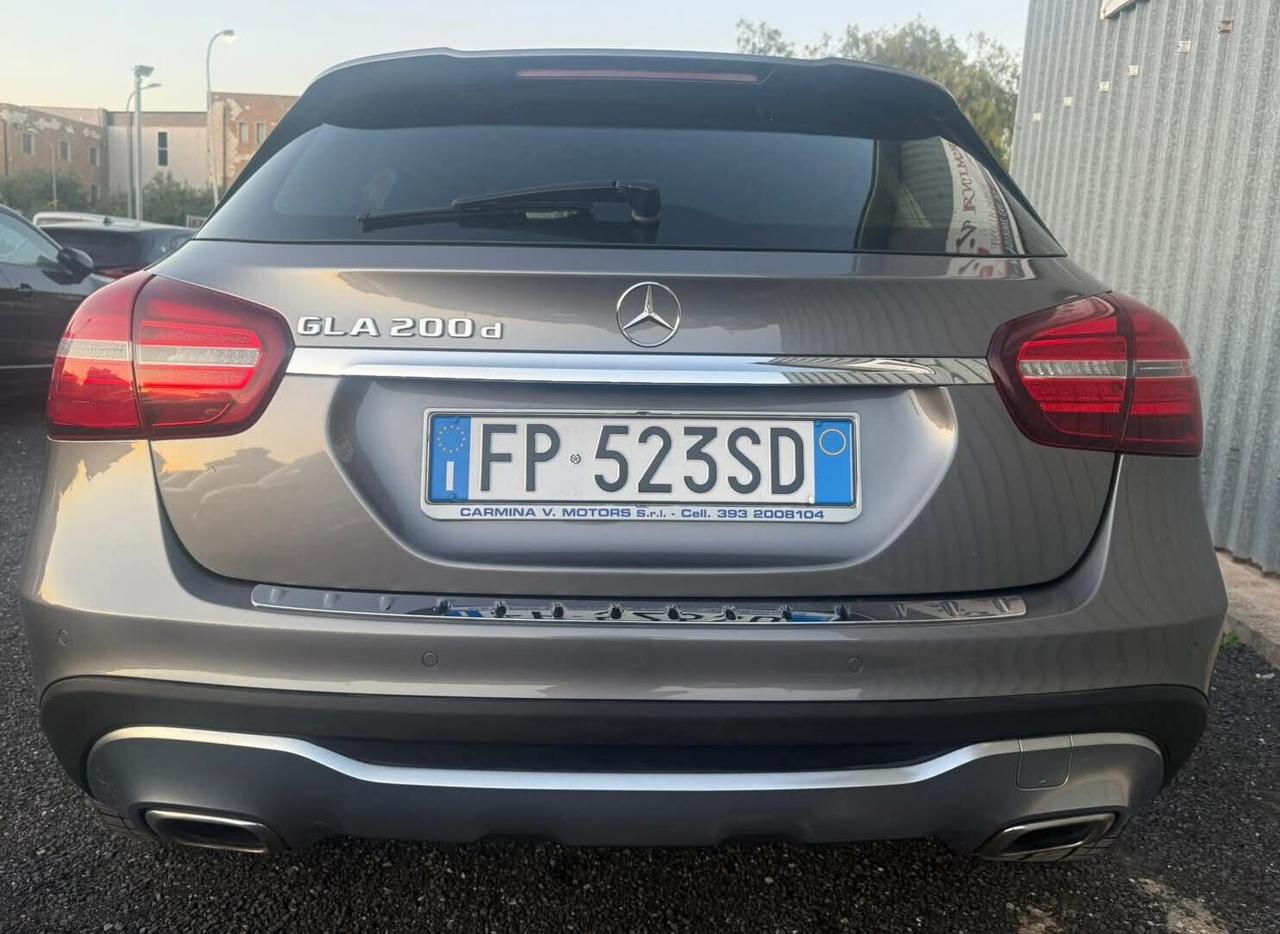 Mercedes-benz GLA 200D SPORT