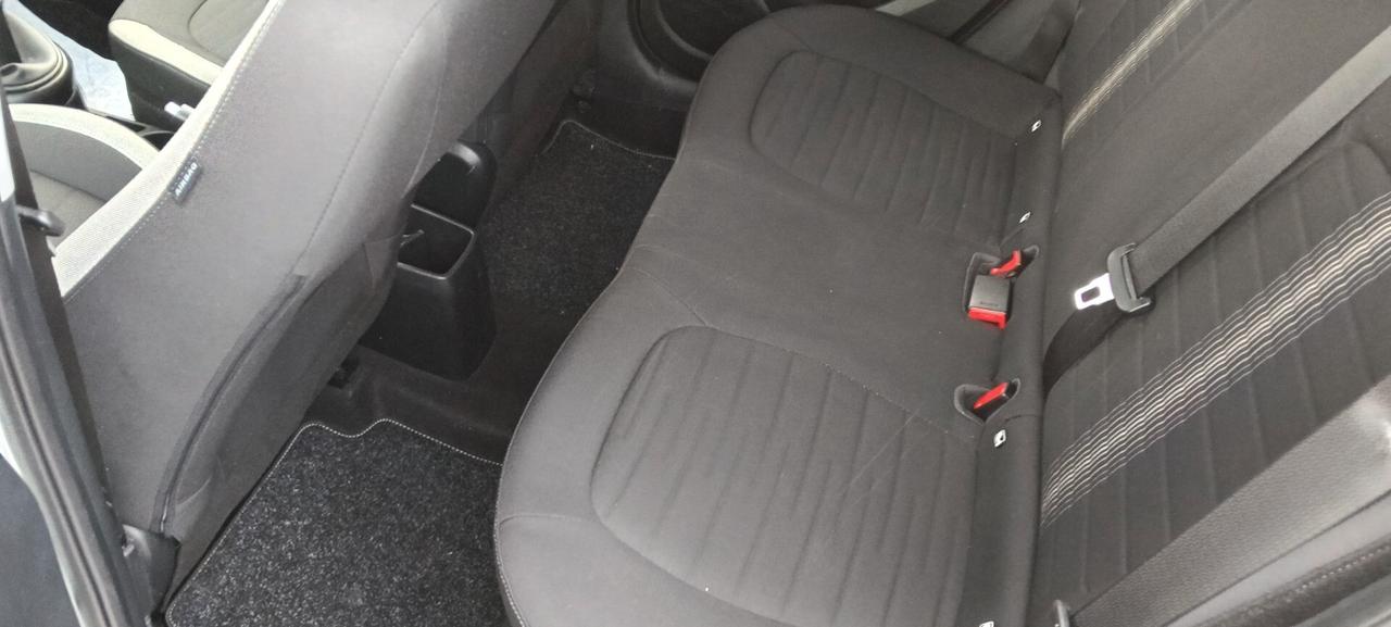 HYUNDAI I10 1.0 BENZ-NAVI-PREZZO PROMO!