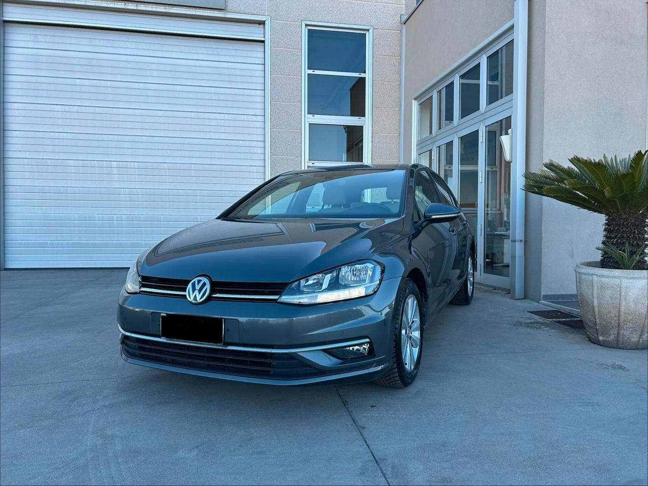 Volkswagen Golf 1.6 TDI 115 CV 5p. Business BlueMotion Technology
