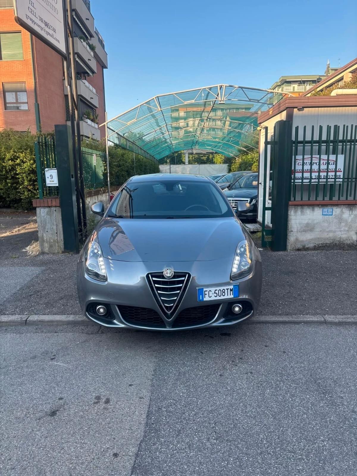Alfa Romeo Giulietta 1.6 JTDm-2 120 CV Distinctive