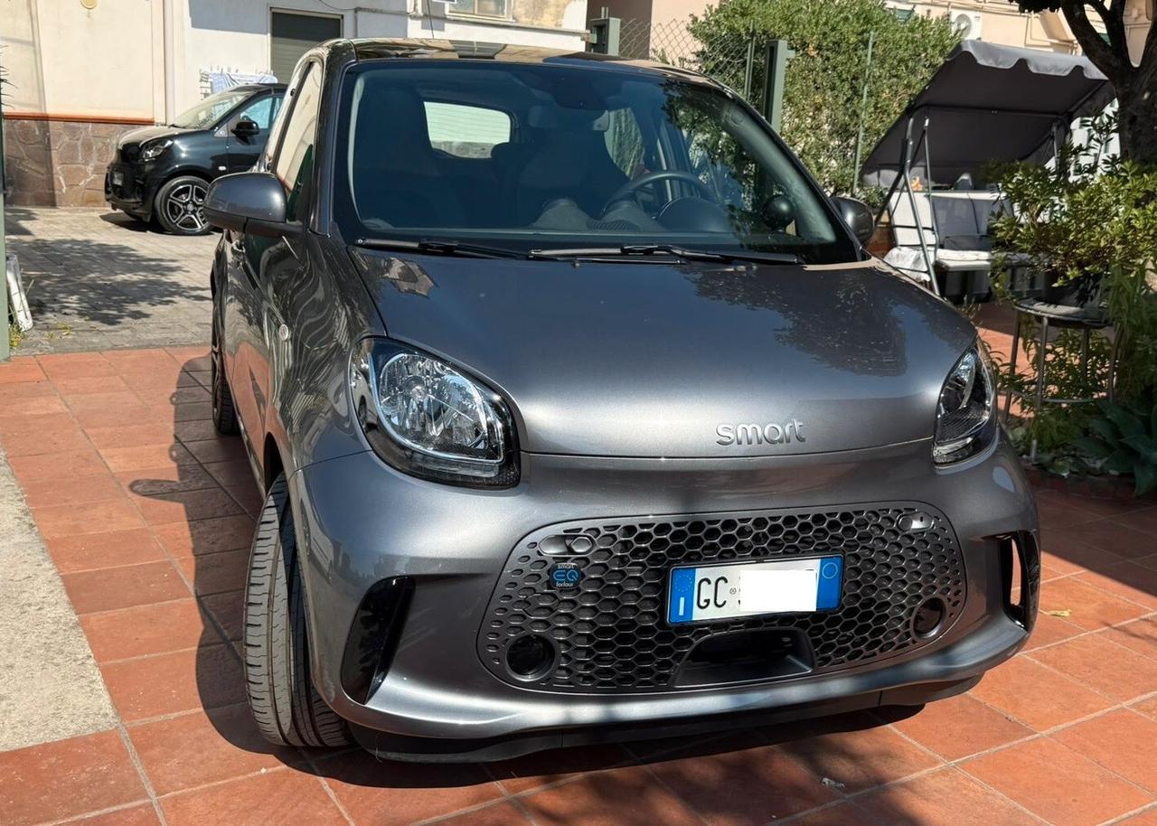 Smart ForFour EQ Pulse Tetto pan.