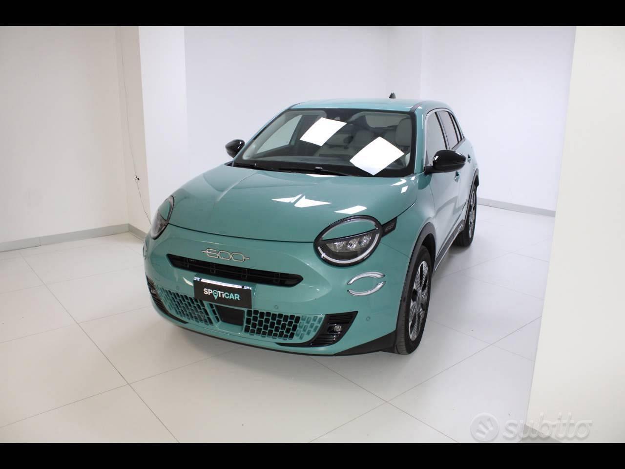 FIAT 600 (2023-->) - 600 Hybrid 110 CV DCT MHEV La