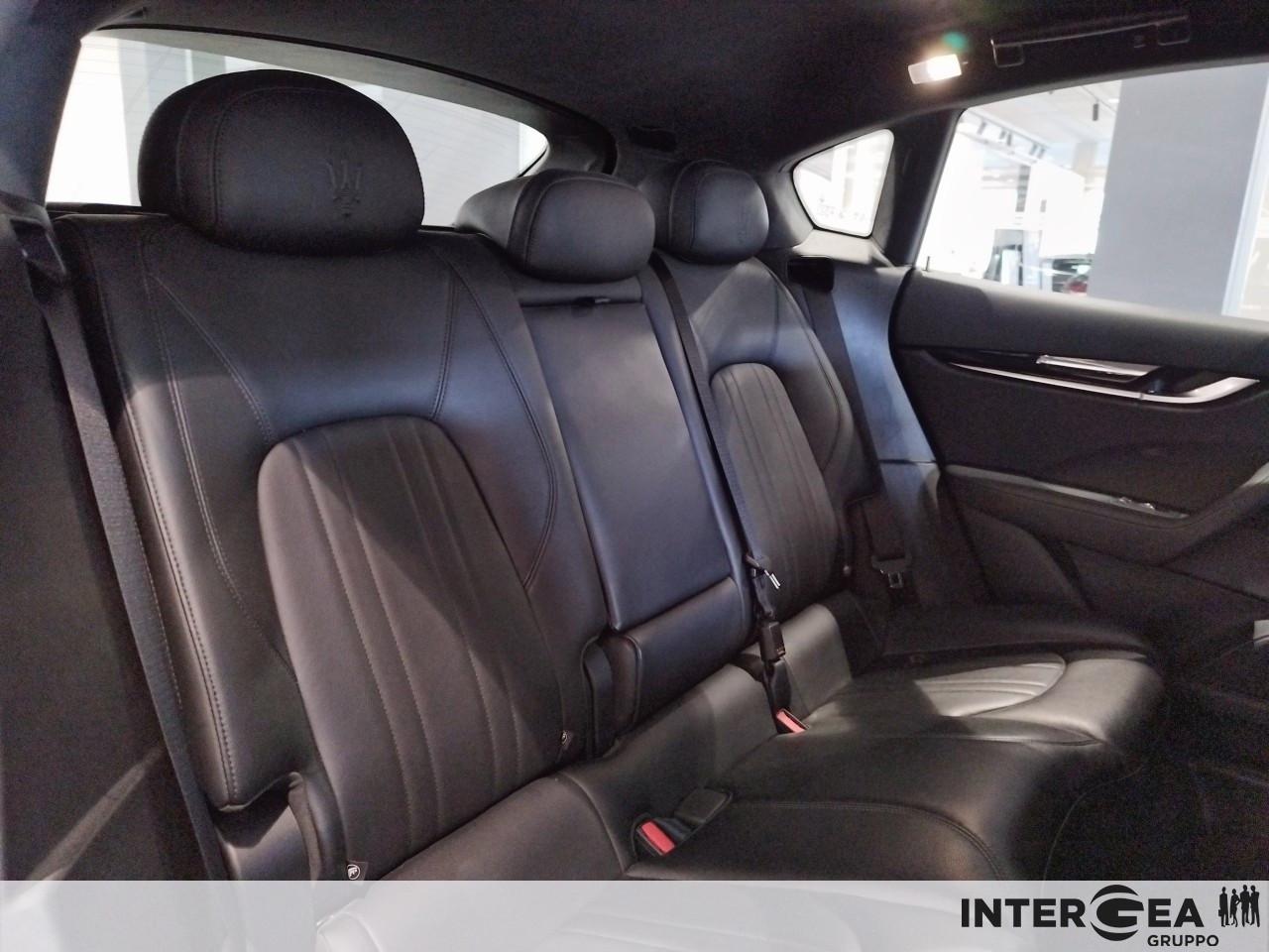 MASERATI Levante 3.0 V6 275cv auto