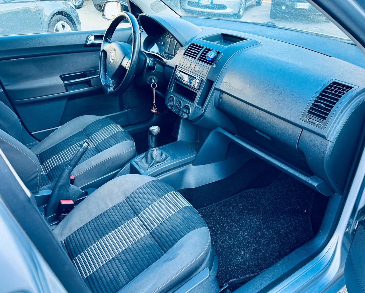 Volkswagen Polo 1.2/60CV 5p. Ok Neopatentati