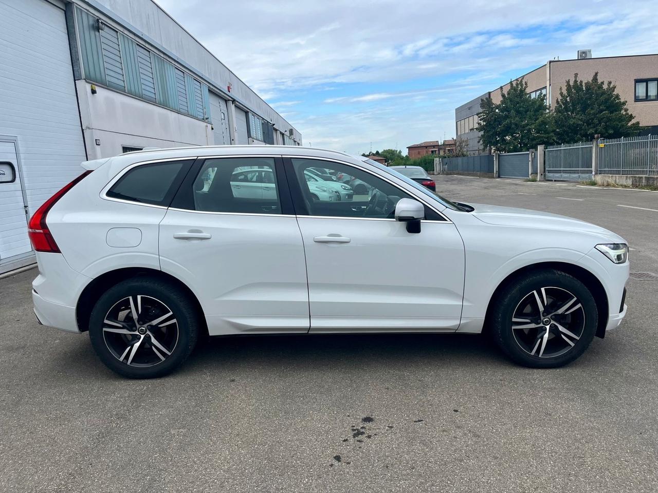 Volvo XC60 2.0d 4x4 R-Design 2018 139.000km perfetta