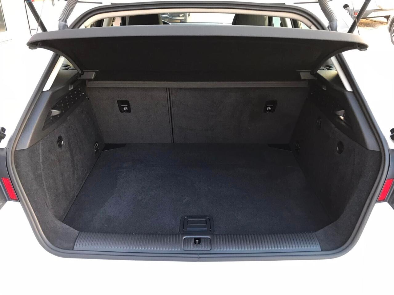 Audi A3 1.6 TDI S tronic Ambition Sline