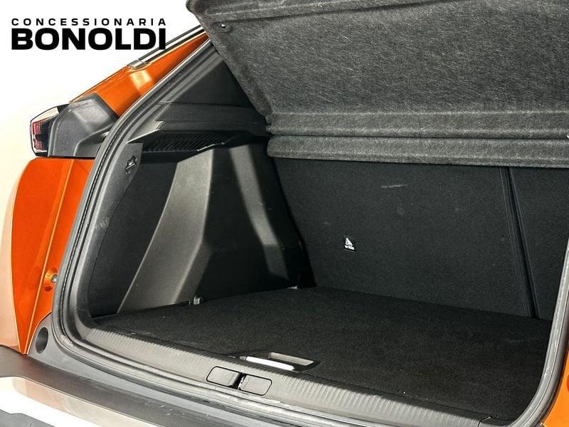Peugeot 2008 motore elettrico 136 cv GT Full Led Tetto Neopat.