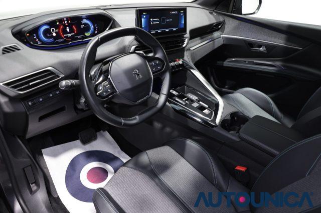 PEUGEOT 3008 HYBRID4 300 E-EAT8 ALLURE PACK PLUG-IN