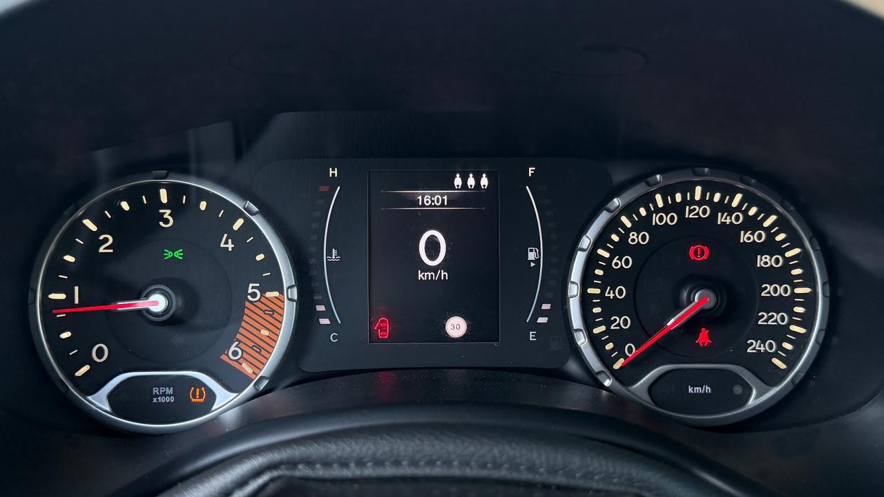 JEEP RENEGADE 1.6 LONGITUDE MJT 130CV - NEOPATENTATI