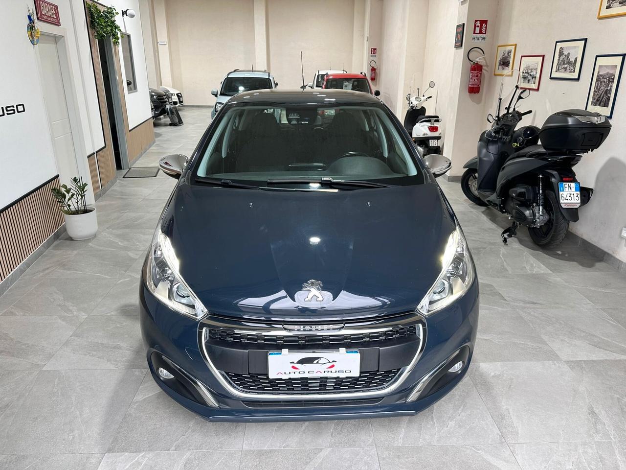 Peugeot 208 BlueHDi Allure - FULL – DA VETRINA – LED – NAVI