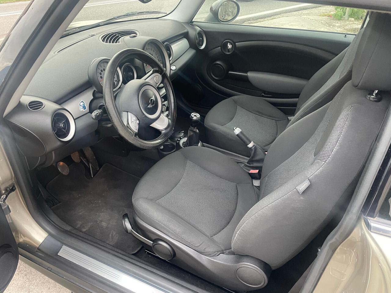 Mini 1.6 16V Cooper