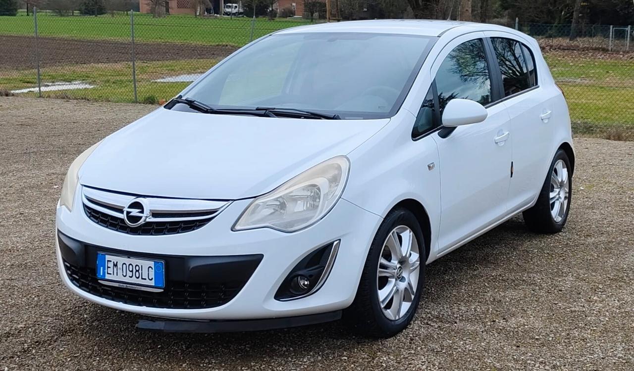 Opel Corsa 1.2 85CV 5 porte GPL-TECH Edition