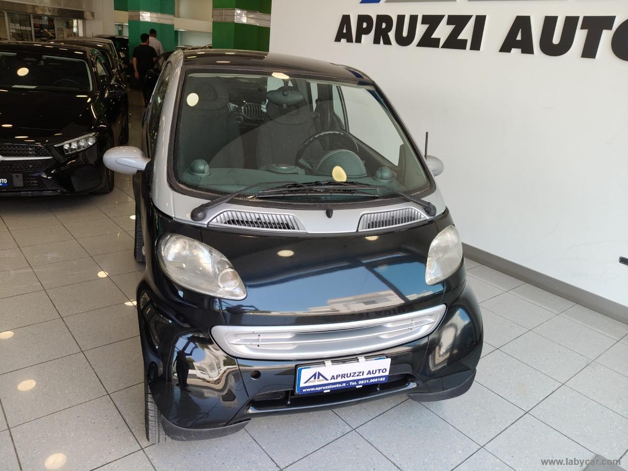 SMART fortwo coupé pure cdi