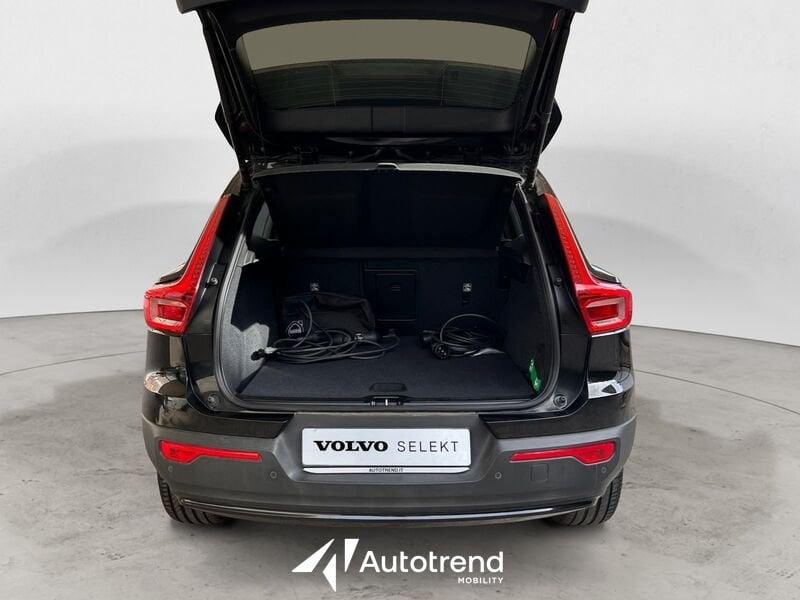Volvo XC40 Recharge T4 129+82 CV Plug-In Hybrid Automatica Recharge Plus Dark