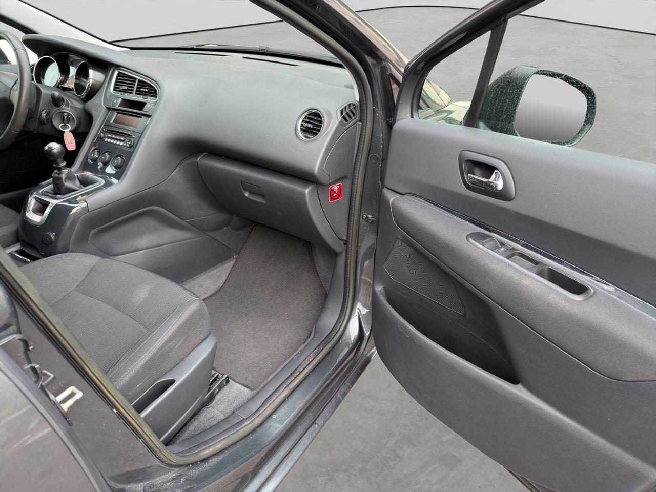 Peugeot 5008 1.6 HDi 115 CV UNICO PROPRIETARIO - 7 POSTI