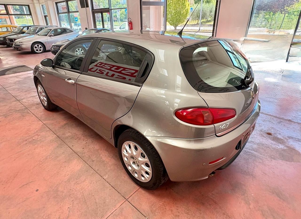 ALFA ROMEO 147 serie2 benz.1.6 CV 105 Km 152.418 certificati PER NEOPATENTATI