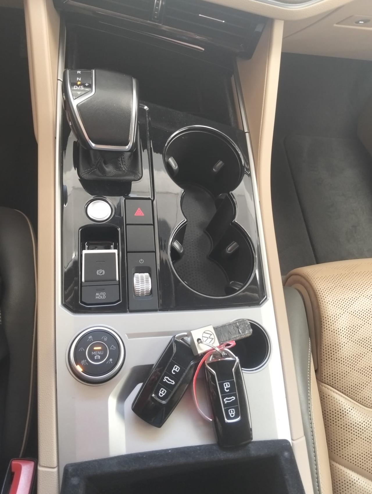 Volkswagen Touareg 3.0 V6 TDI SCR Atmosphere