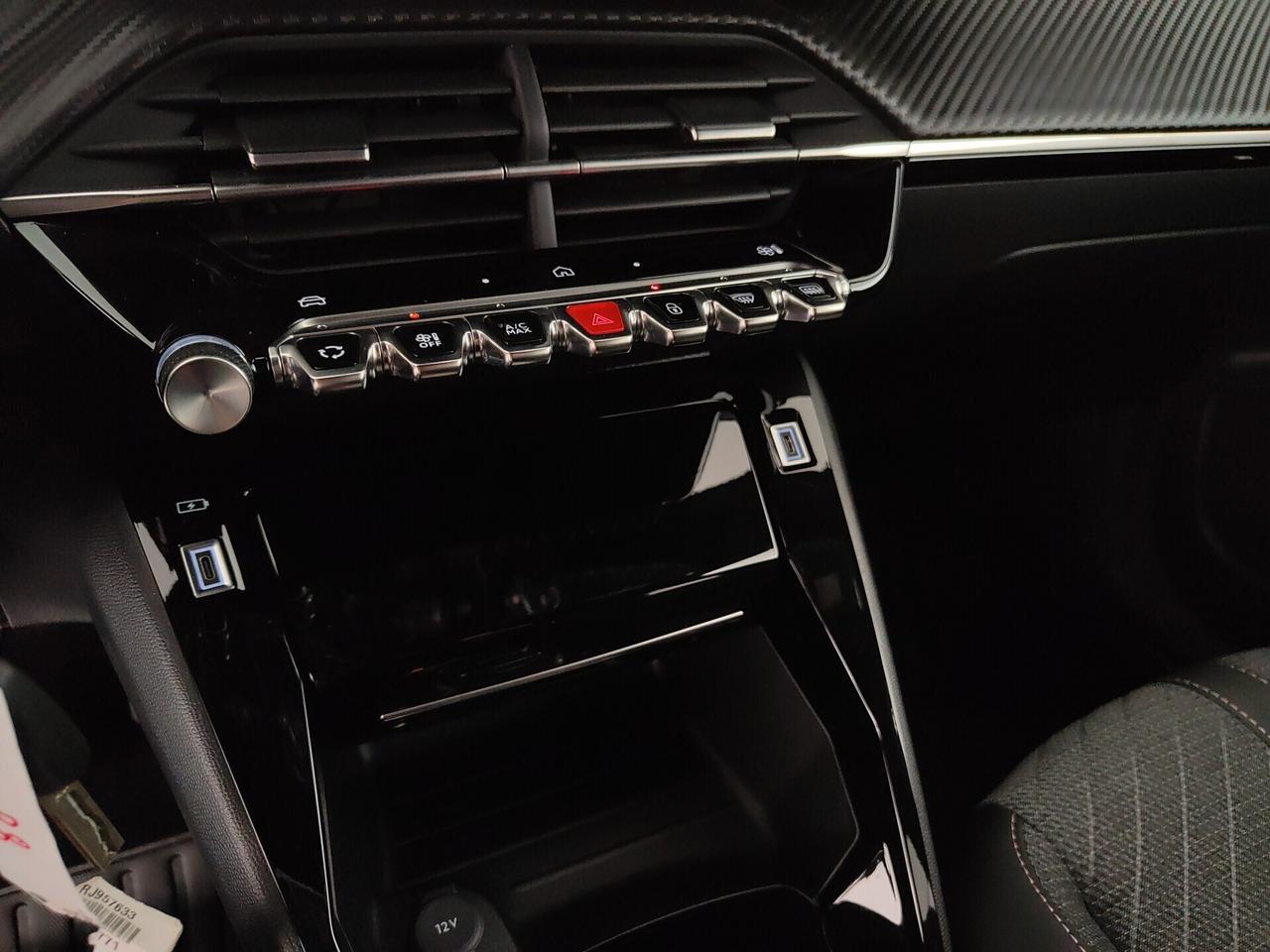 Peugeot 2008 Hybrid 145 e-DCS6 Allure