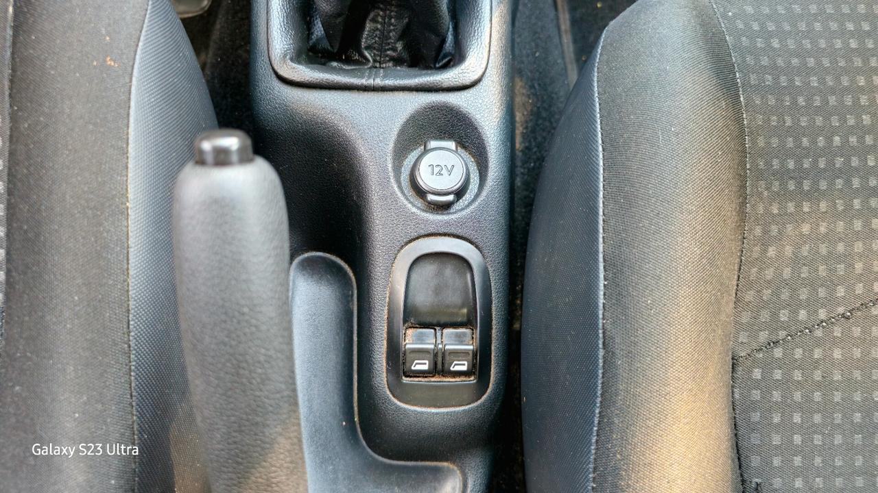 Peugeot 206 plus ok neopatentati GARANTITA 12 MESI