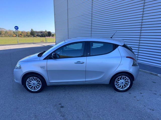 LANCIA Ypsilon 1.2 69 CV 5 porte GPL Gold OK NEOPATENTATI LPG