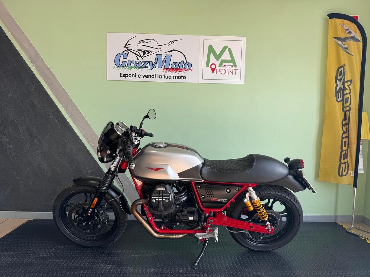 Moto Guzzi V7 III RACER Serie numerata n° 189