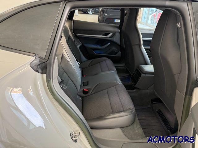 PORSCHE Taycan 4 Cross Turismo