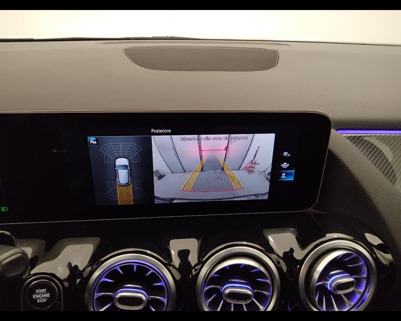 Mercedes-Benz GLA-H247 2020 - GLA 200 d Premium 4matic auto
