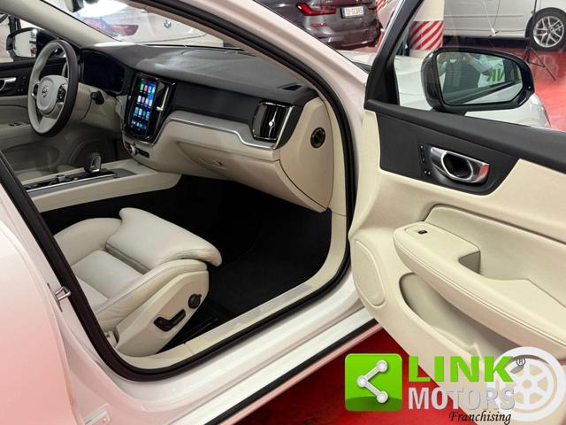 VOLVO V60 B4 D ULTIMATE DARK ? UNIPRO ? IVA ? GARANZIA 36