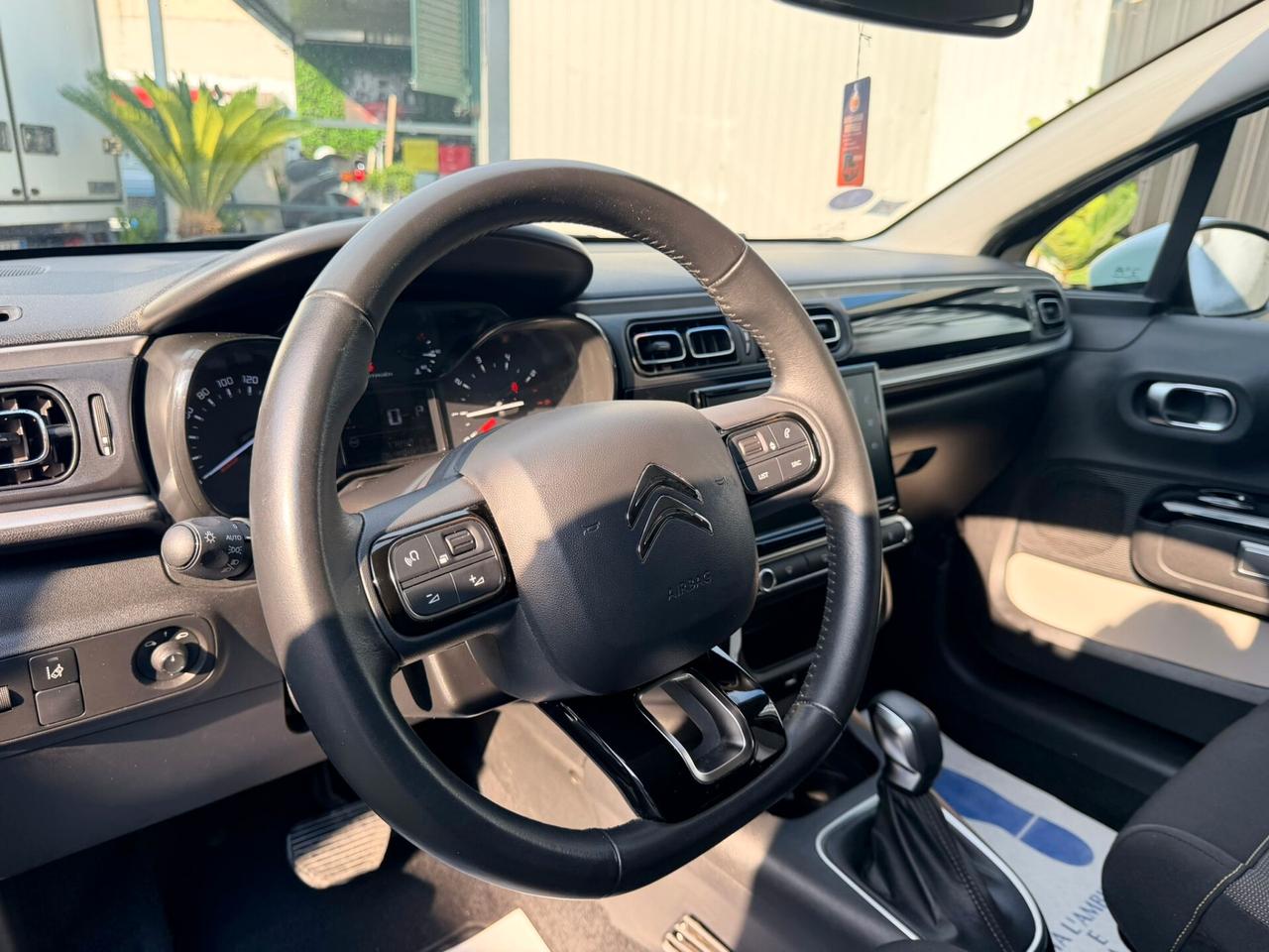 Citroen C3 PureTech 110 S&S Shine