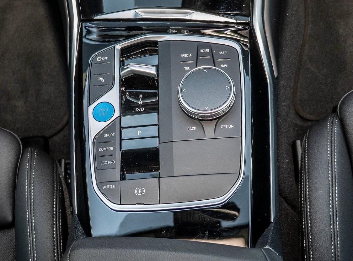 Bmw I4 35