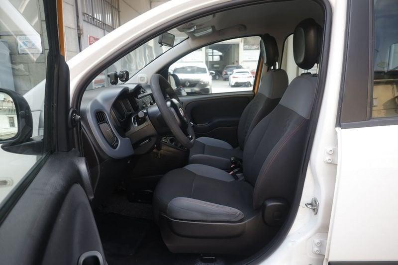 FIAT Panda FIAT Panda 1.3 mjt 16v 4x4 s&s 95cv my18 70KW ANNO 2017