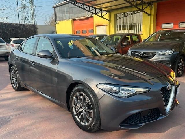 Alfa Romeo Giulia 2.2 Turbodiesel 160 CV AT8 Super