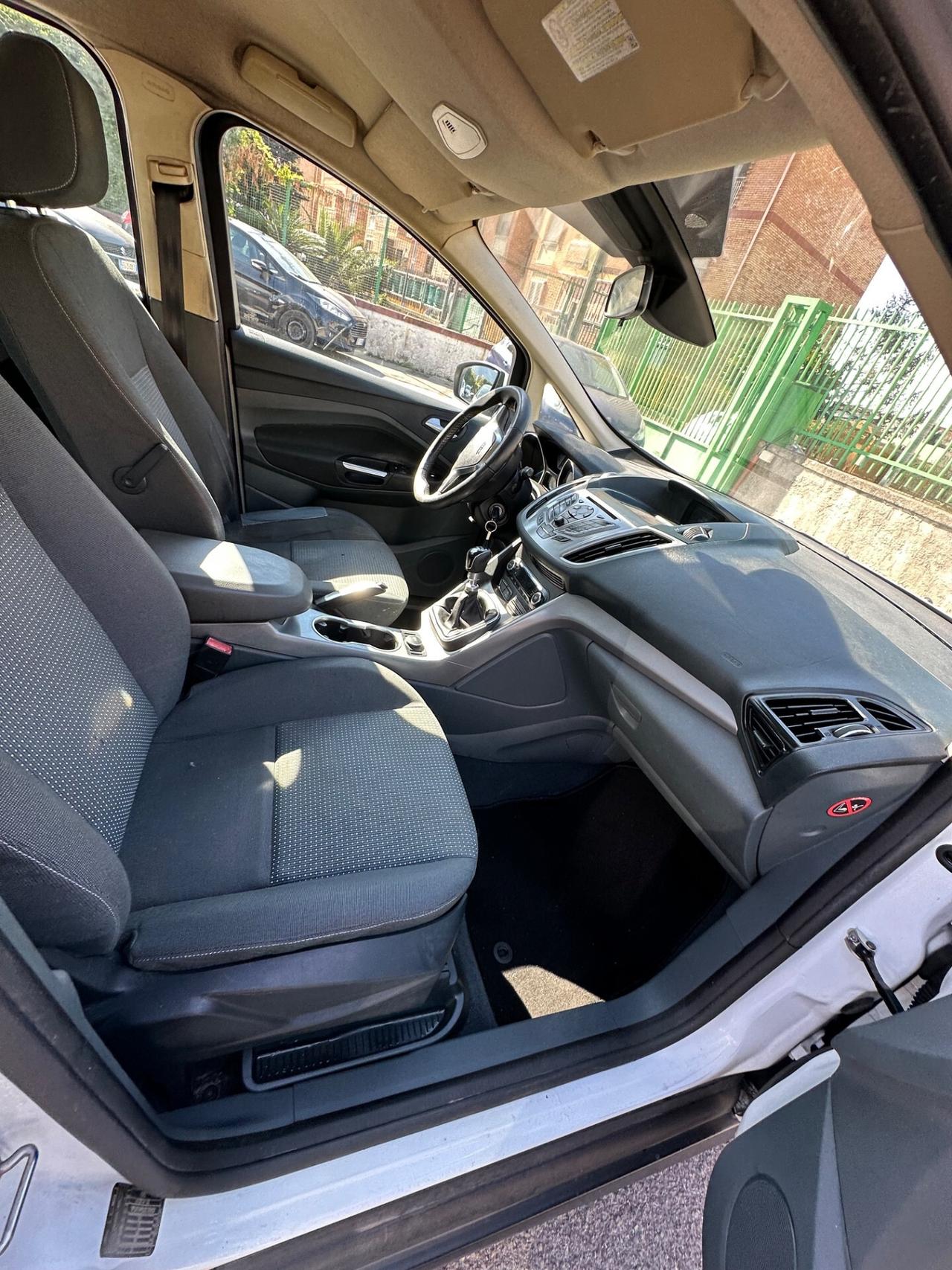 Ford C-Max 1.6 TDCi 95CV Titanium