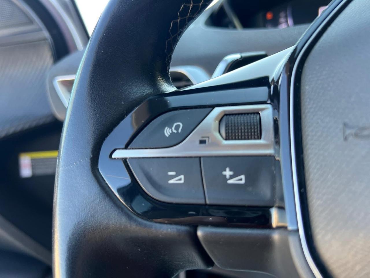 Peugeot 3008 HDi 130 EAT8 Allure Pack