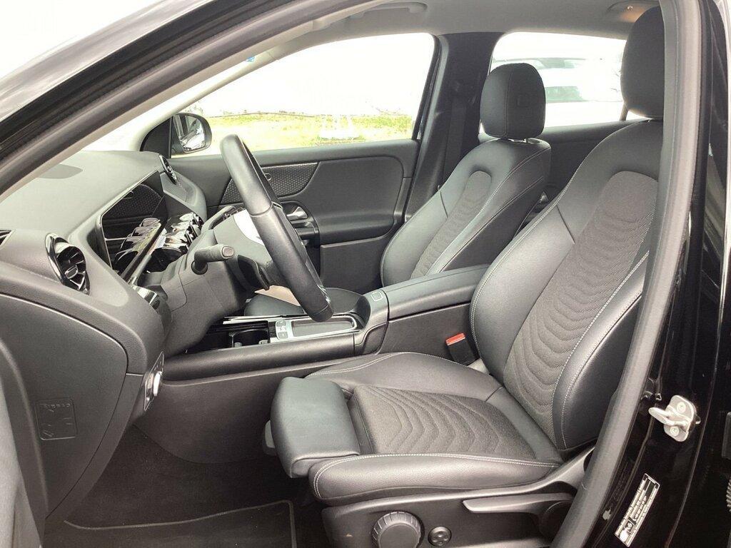Mercedes GLA 180 180 D Progressive Advanced 8G-DCT