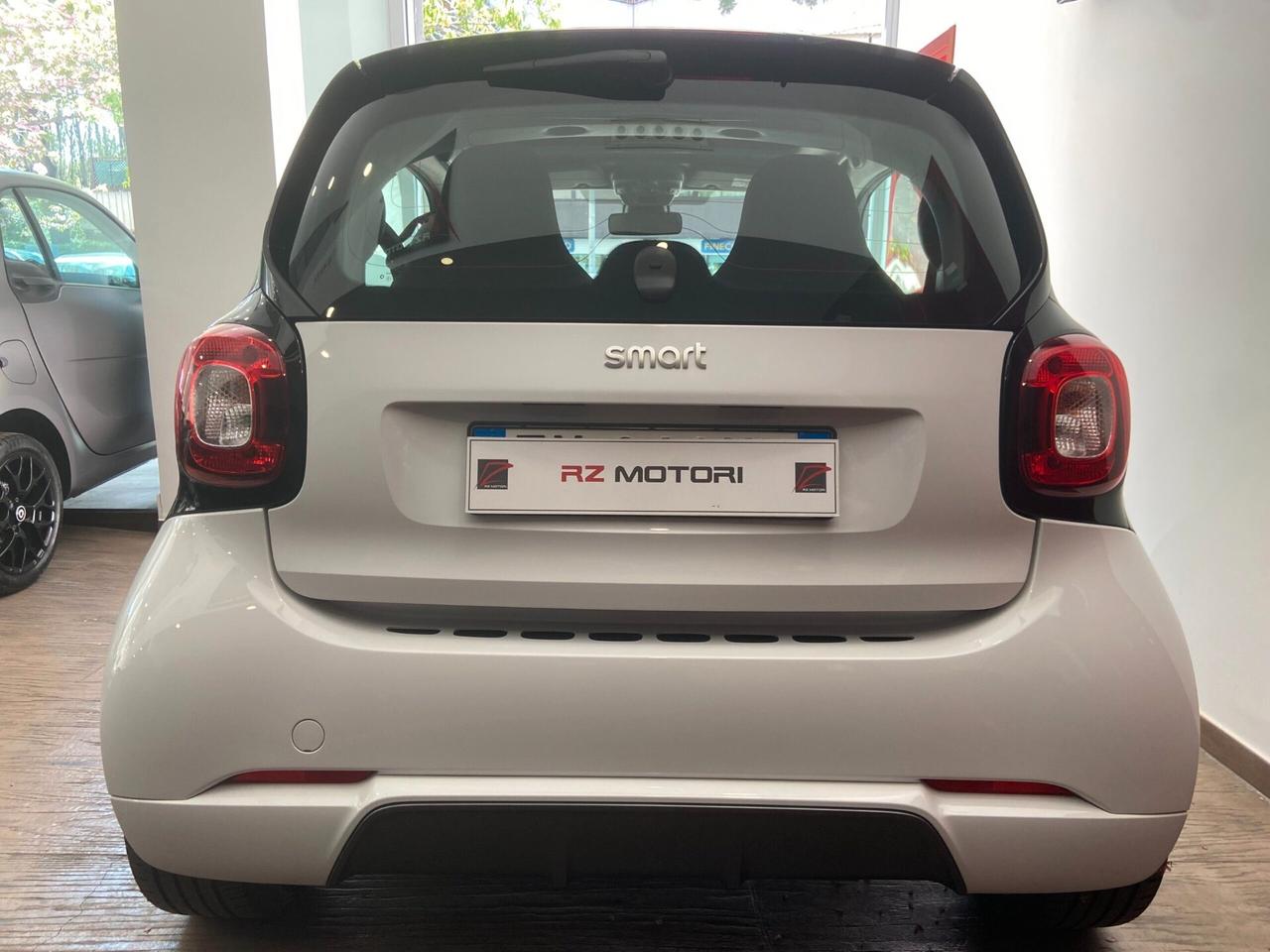 Smart ForTwo 70 1.0 twinamic Superpassion-CONFORT-SPORT-ITALIANA