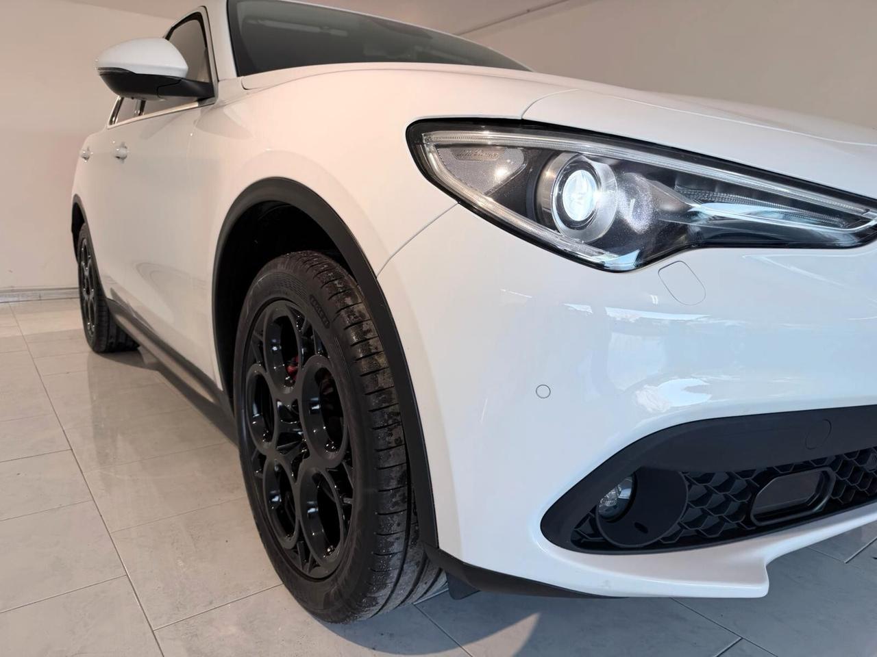 Alfa Romeo Stelvio Q4 2.2TDI 210CV PRONTA CONSEGNA