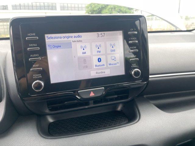TOYOTA Yaris 1.5 Hybrid 5 porte Active